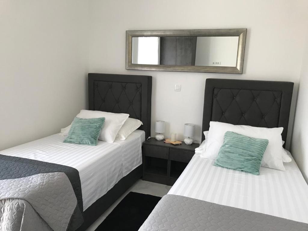 Hedonist-Luxury 2 Bedroom Apartment With Private Hot Tub, Garden And Free Parking Trogir Eksteriør bilde