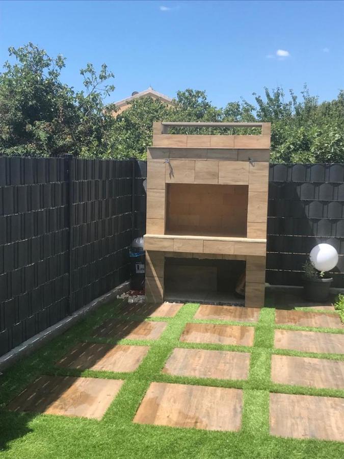 Hedonist-Luxury 2 Bedroom Apartment With Private Hot Tub, Garden And Free Parking Trogir Eksteriør bilde